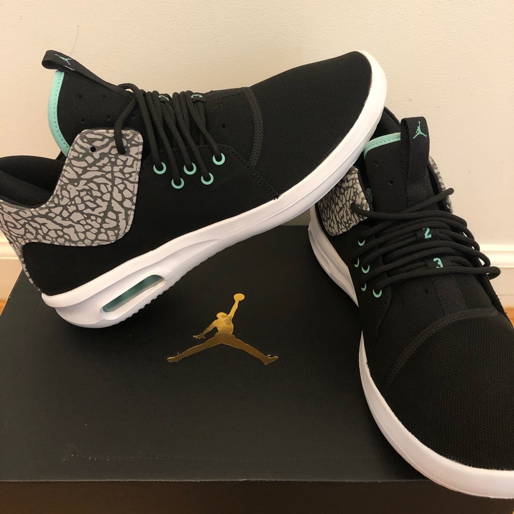 Nike Air Jordan First Class Shoe Size 9 NEW IN BOX